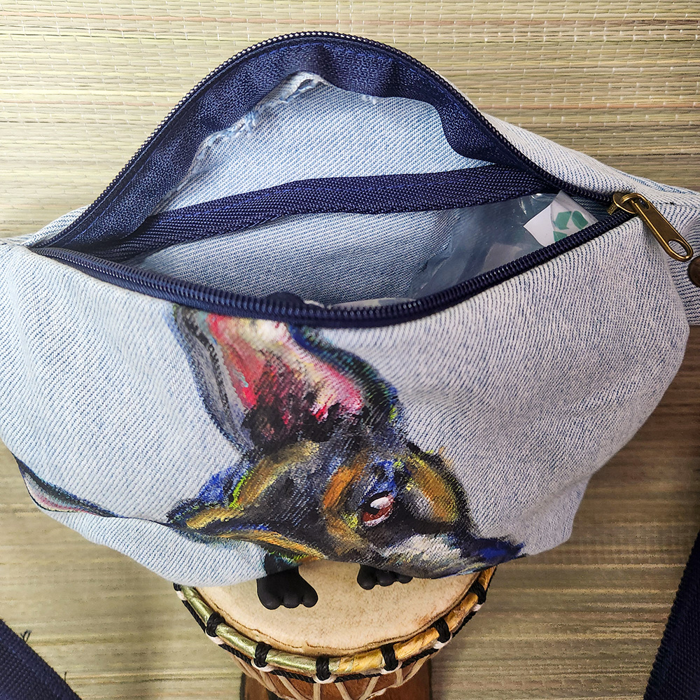 Bauchtasche aus recyceltem Jeansstoff | Handgefertigtes Unikat | Bauchtasche mit Motiv