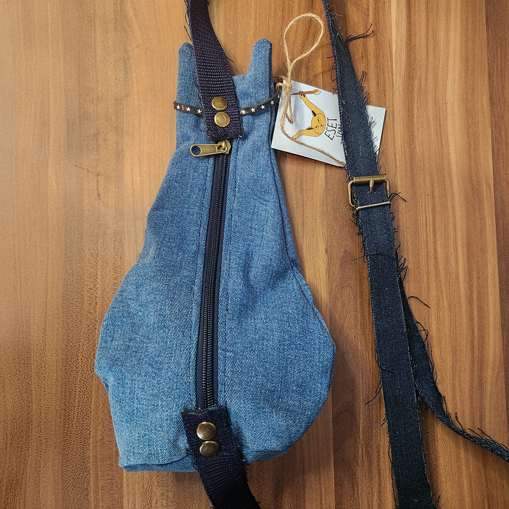 Tasche in Katzenform aus recyceltem Jeansstoff | Handgefertigtes Unikat | Kleine Tasche mit Motiv