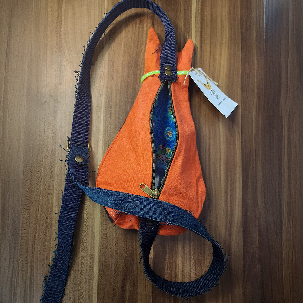 Tasche in Katzenform aus recyceltem Jeansstoff | Handgefertigtes Unikat | Kleine Tasche mit Motiv