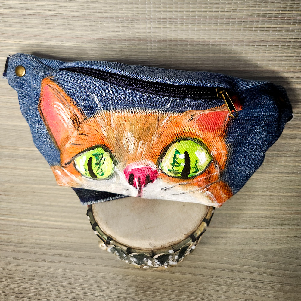 Bauchtasche aus recyceltem Jeansstoff | Handgefertigtes Unikat | Bauchtasche mit Motiv