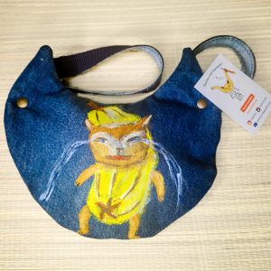 Tasche in Katzenform aus recyceltem Jeansstoff | Handgefertigtes Unikat | Kleine Tasche mit Motiv